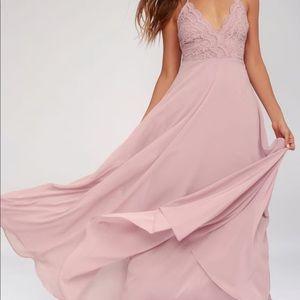 Lulus’s Madalyn Dusty Lavender Lace Maxi Dress